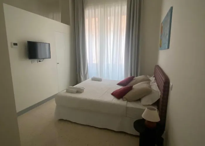 Veneto Suites By Supastays *